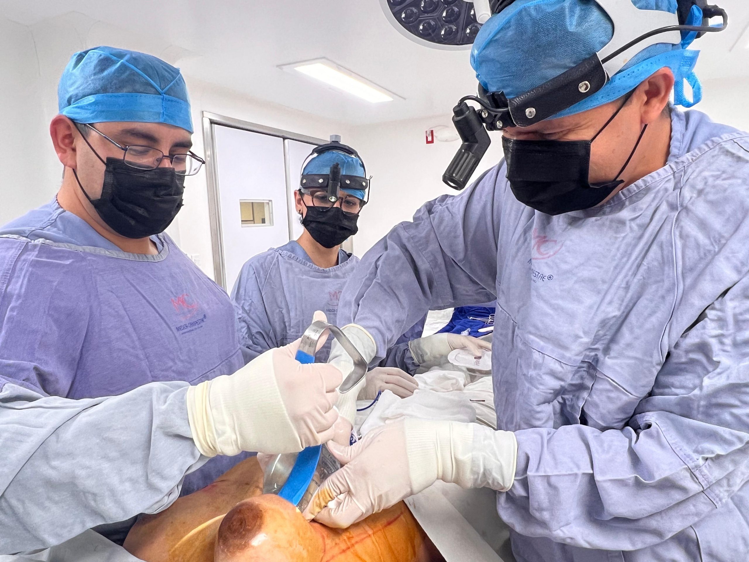 cirujanos reconocidos en León GTO