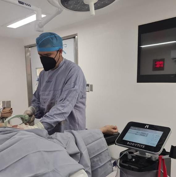 doctor rubén operando