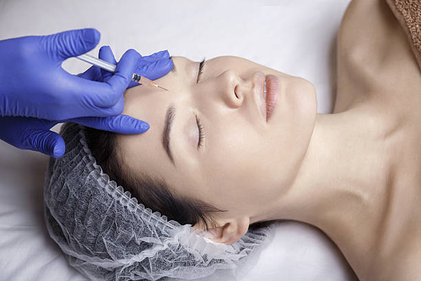 inyección de bótox en el rostro